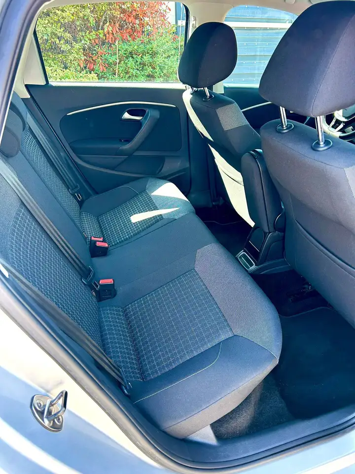 Volkswagen Polo Citadine 5 portes — photo 4
