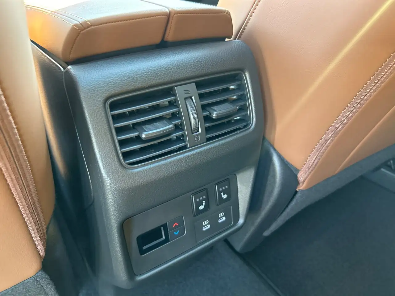 Nissan Rogue photo Nissan Rogue
