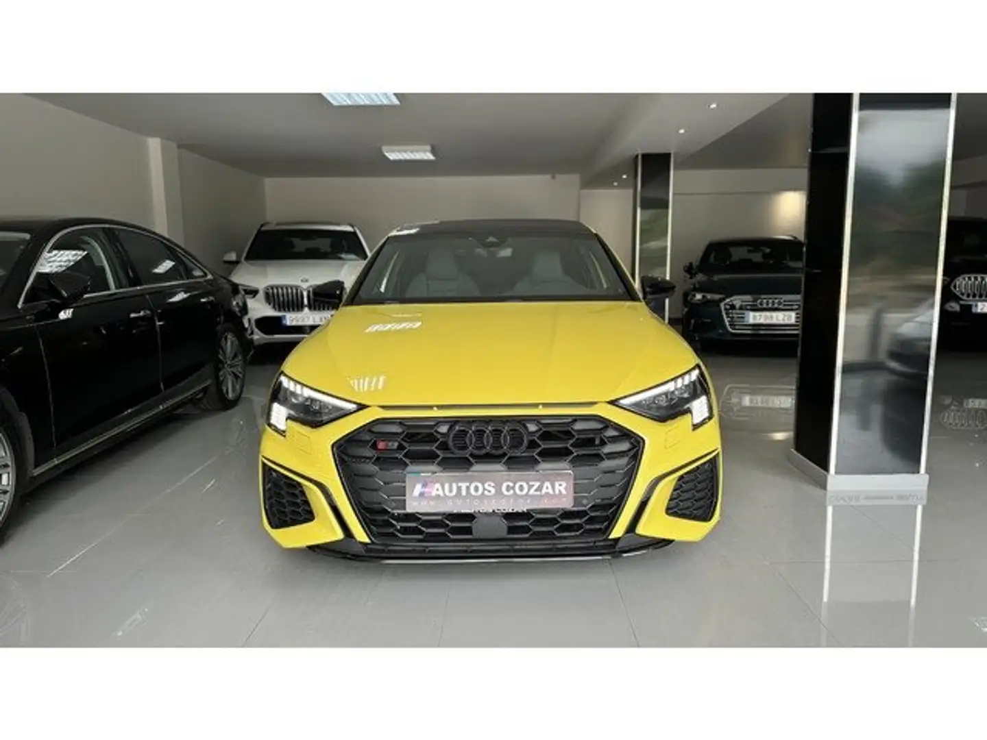 Audi S3 Sportback quattro S tronic Amarillo - 2