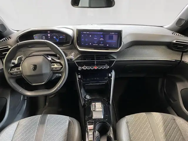 Peugeot 2008 view 6