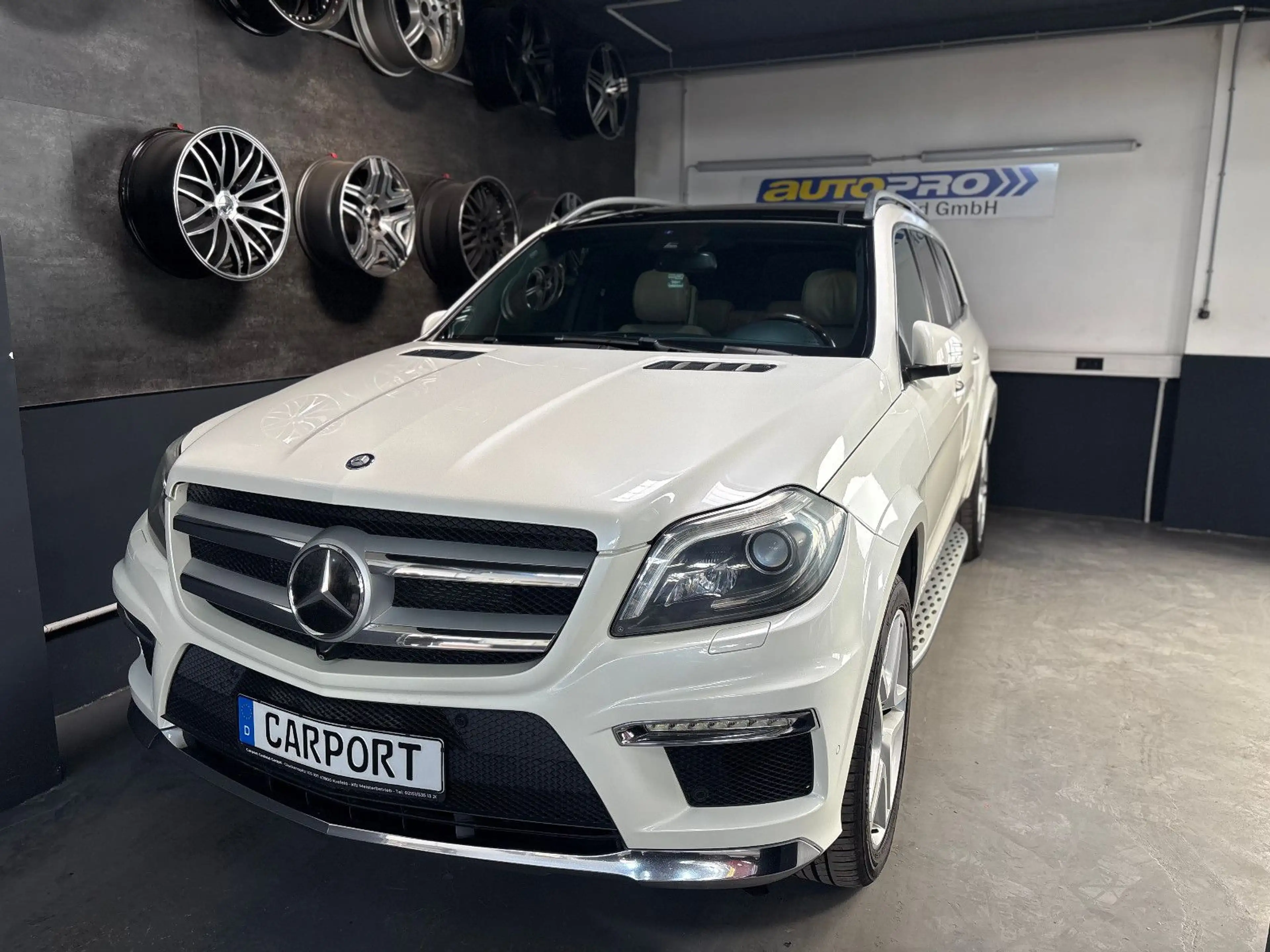 Mercedes-Benz GL 500 AMG-PAKET/PANO/360 KAMERA — photo 3