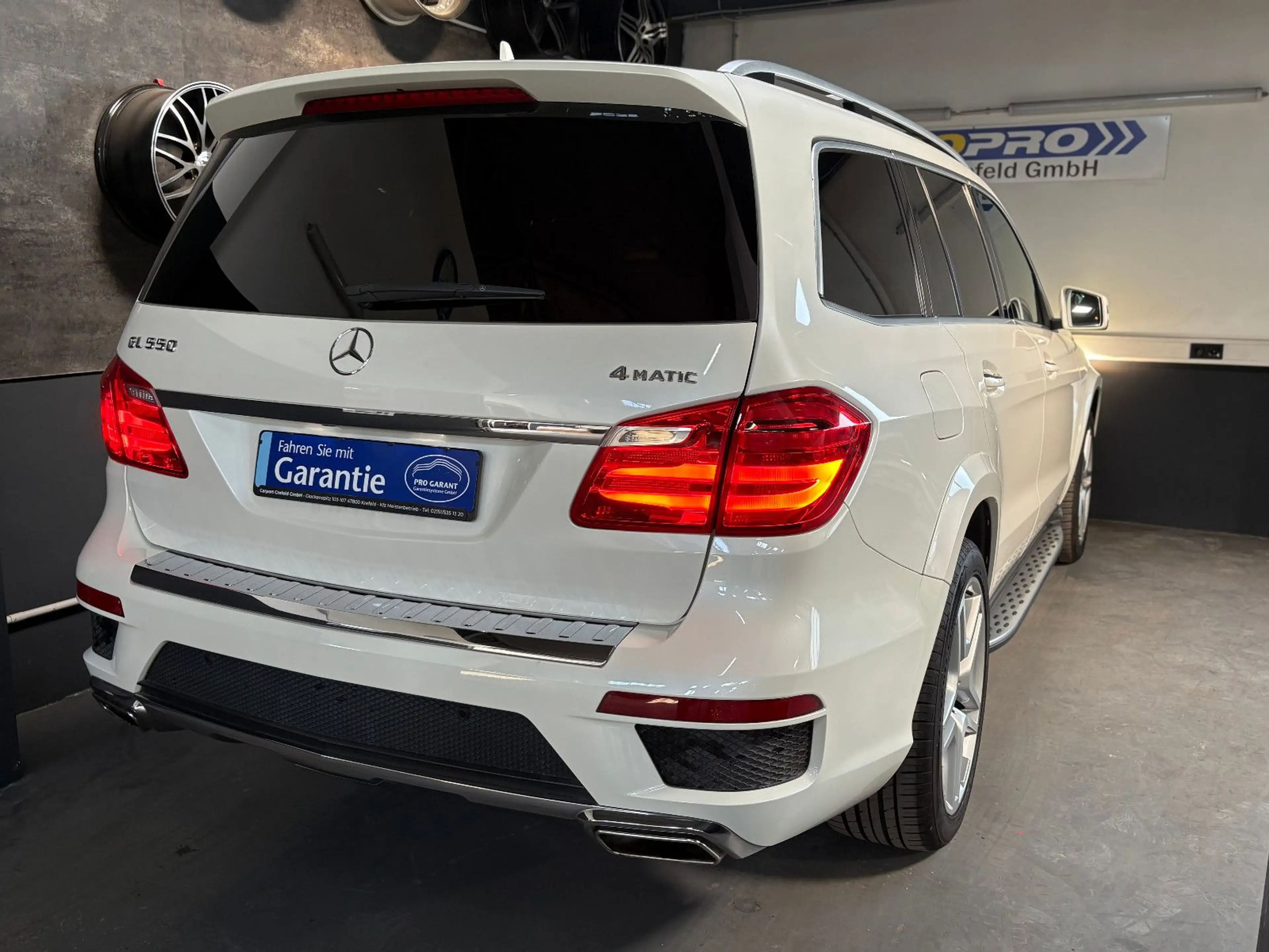Mercedes-Benz GL 500 AMG-PAKET/PANO/360 KAMERA — photo 11