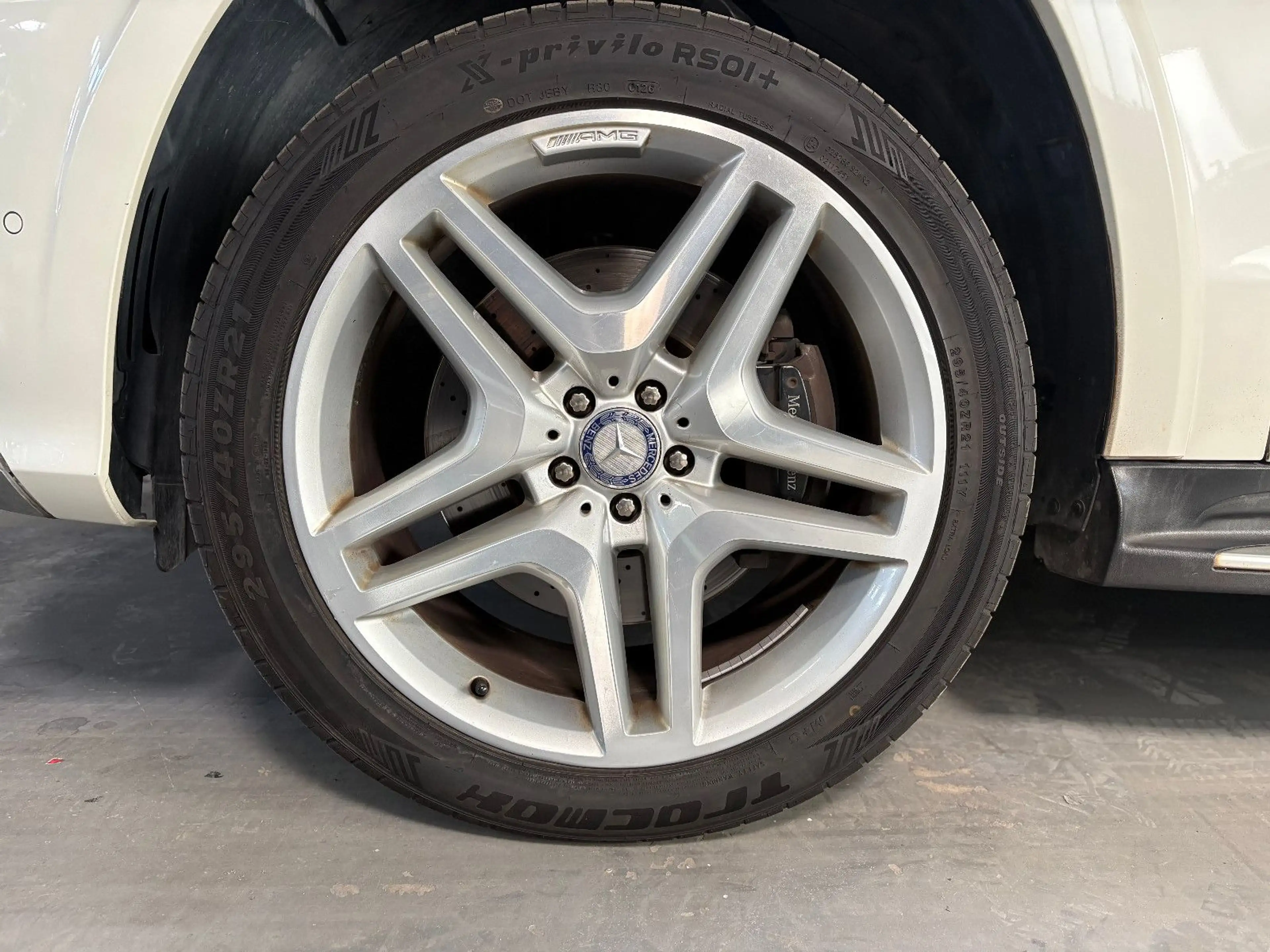 Mercedes-Benz GL 500 AMG-PAKET/PANO/360 KAMERA — photo 7