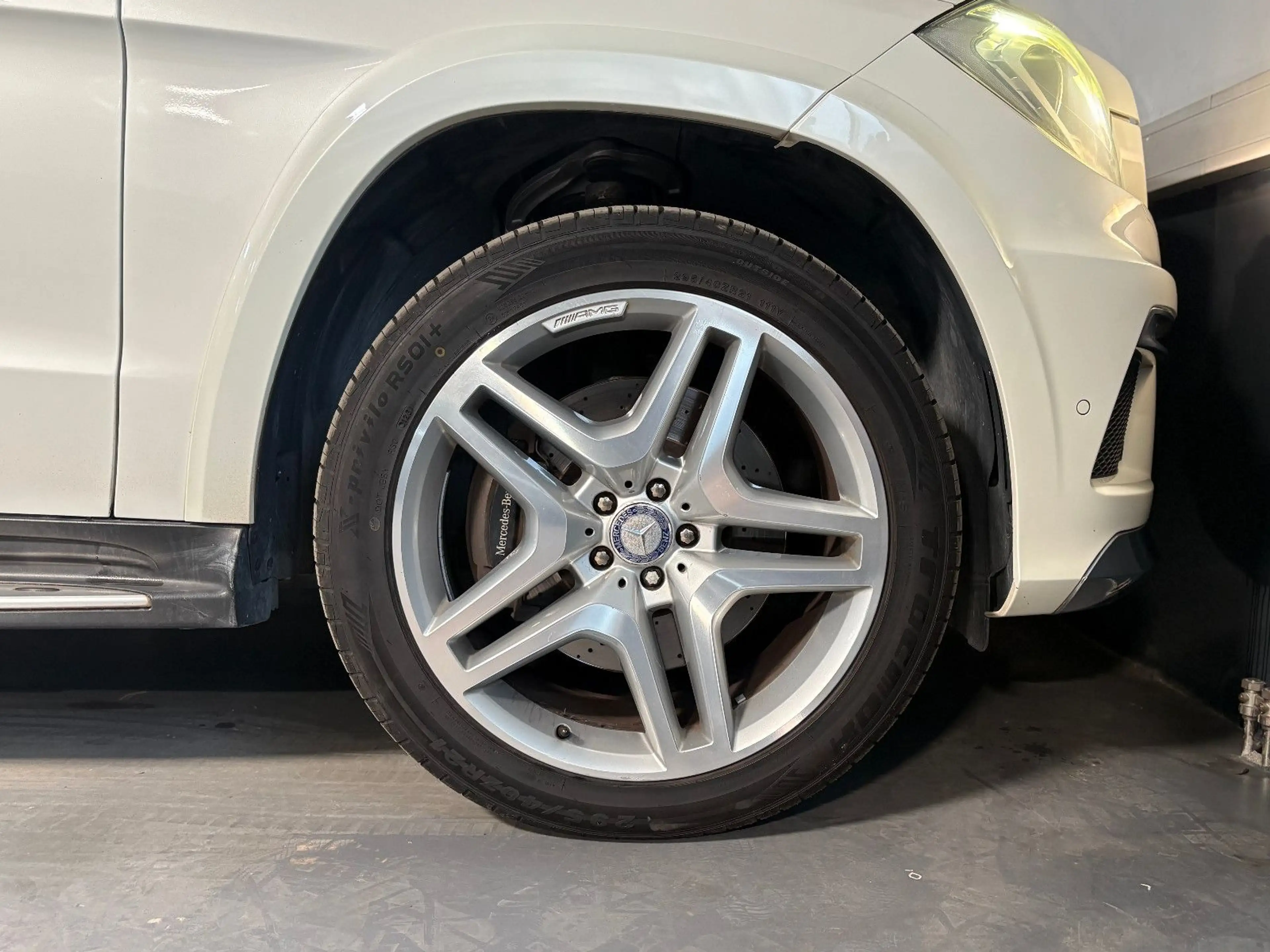 Mercedes-Benz GL 500 AMG-PAKET/PANO/360 KAMERA — photo 9