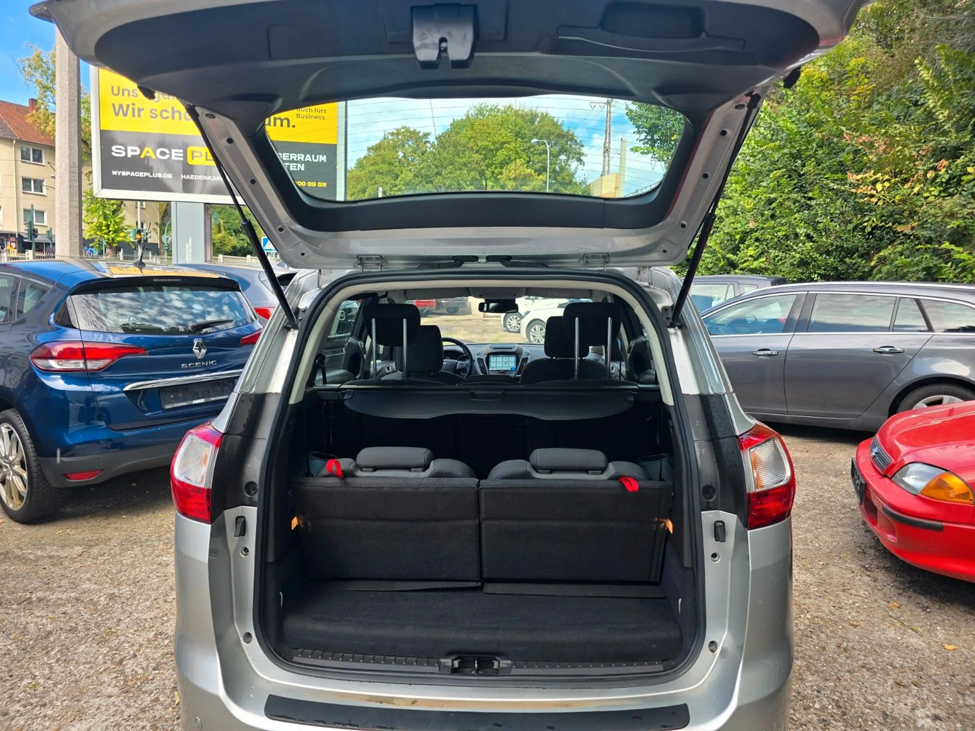 Ford Grand C-Max Grand C-MAX *7Sitzer * — photo 12