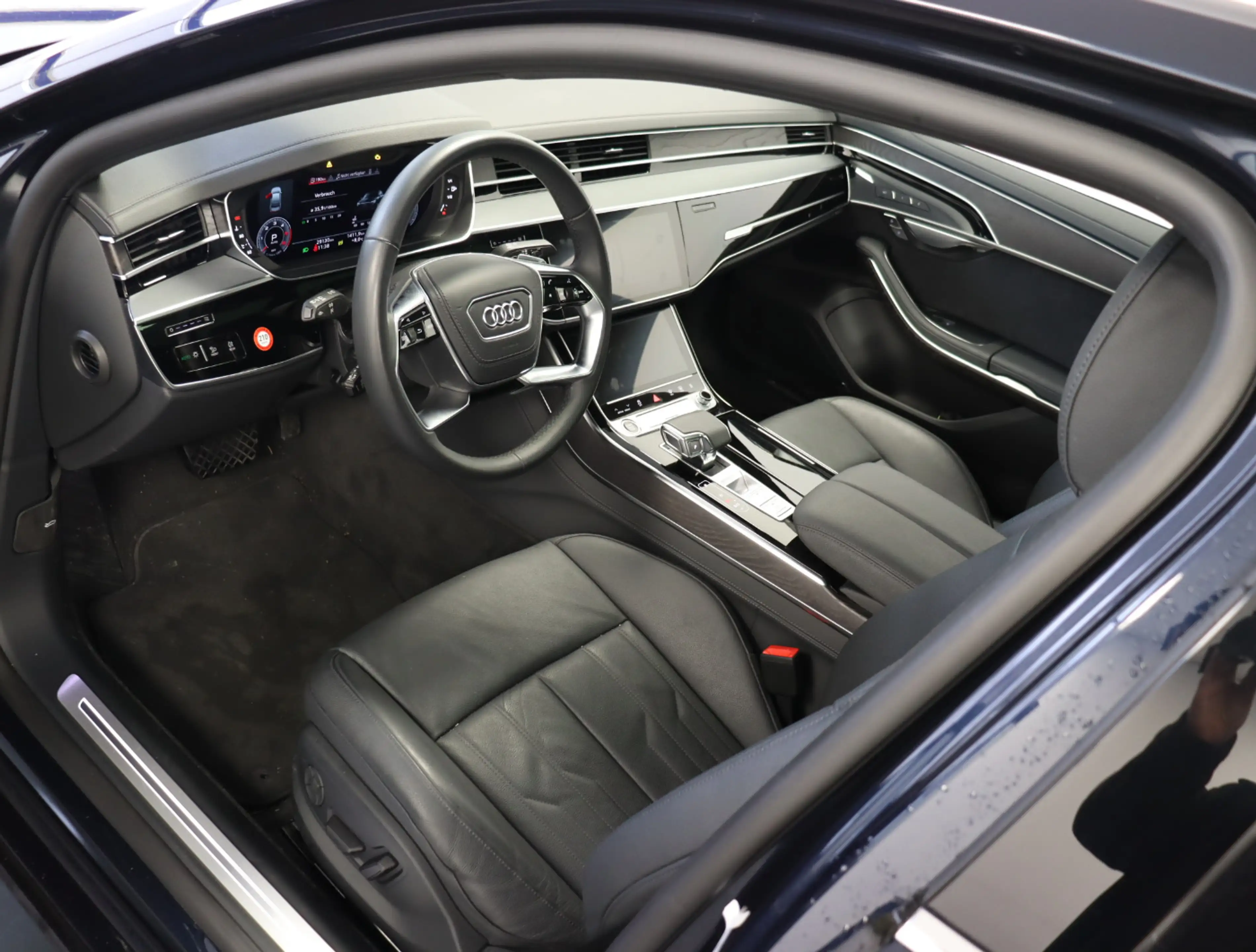 Audi A8 50 TDI quattro tiptronic Luft Pano Matrix — photo 8