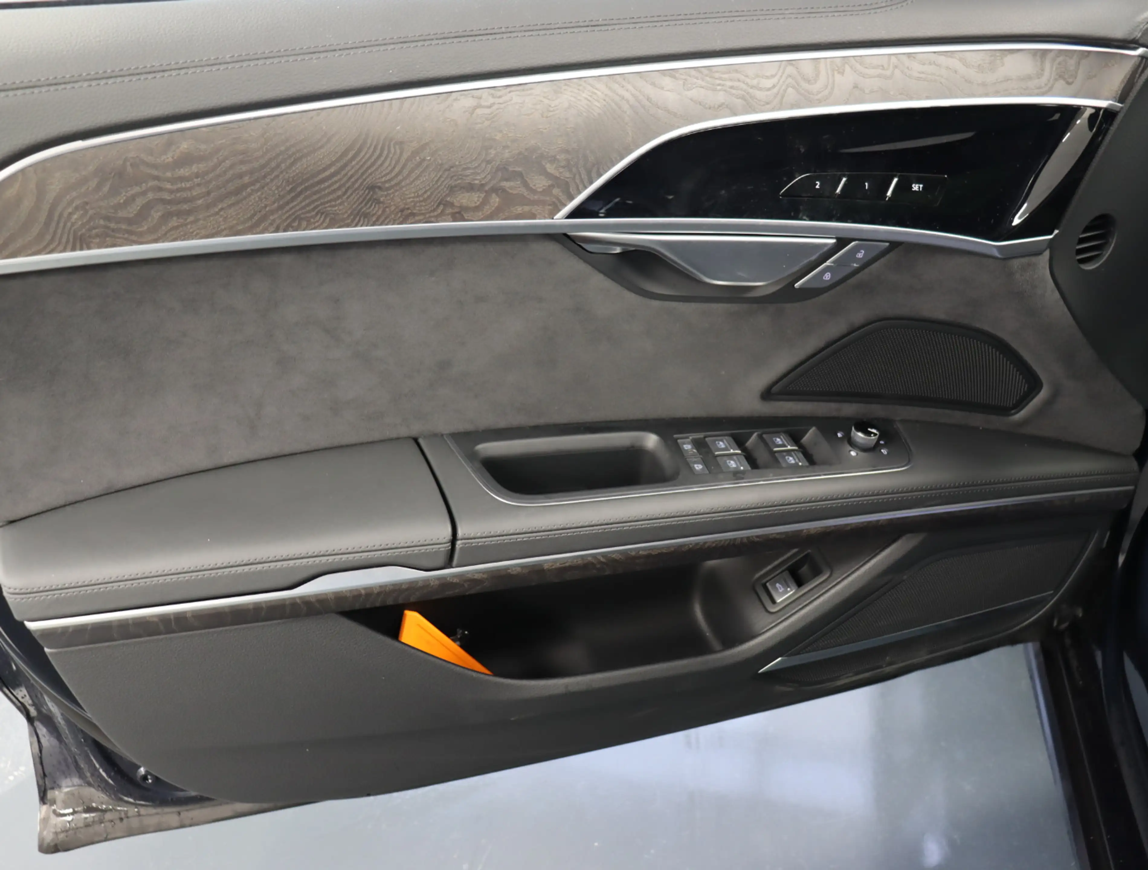 Audi A8 50 TDI quattro tiptronic Luft Pano Matrix — photo 10