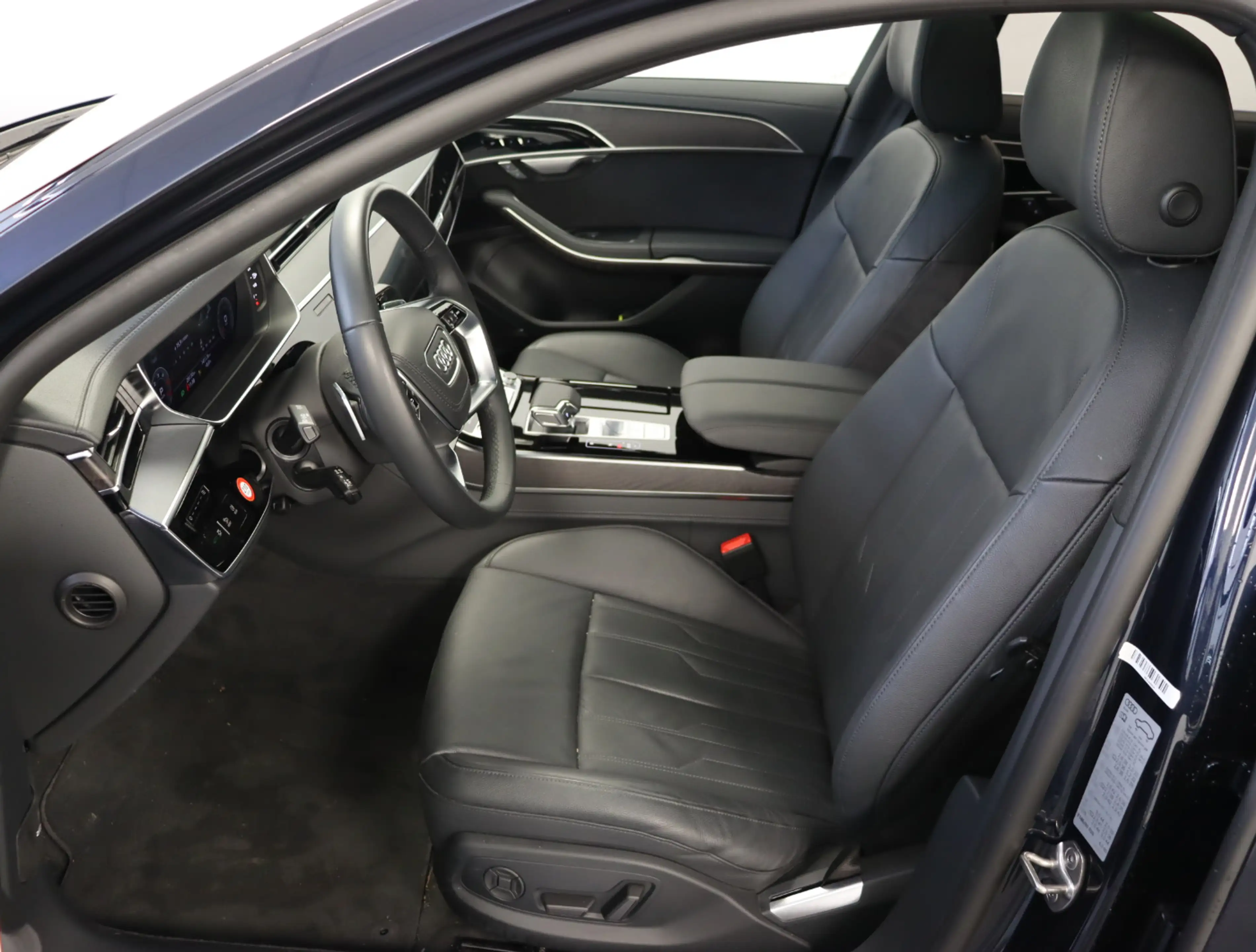 Audi A8 50 TDI quattro tiptronic Luft Pano Matrix — photo 6