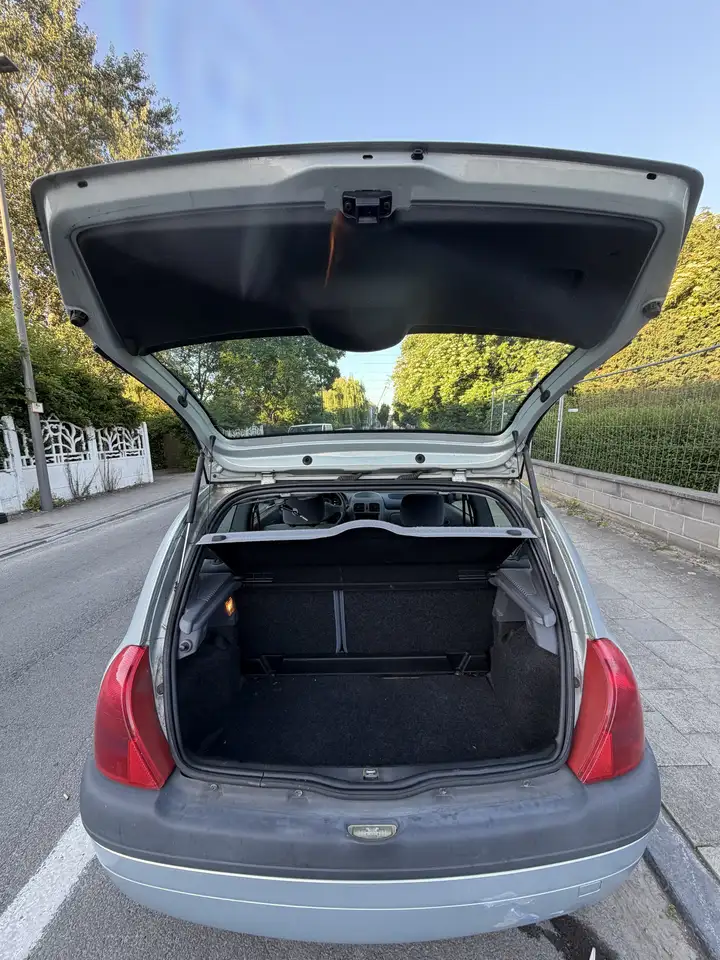 Renault Clio 1.2i RN, foto 8