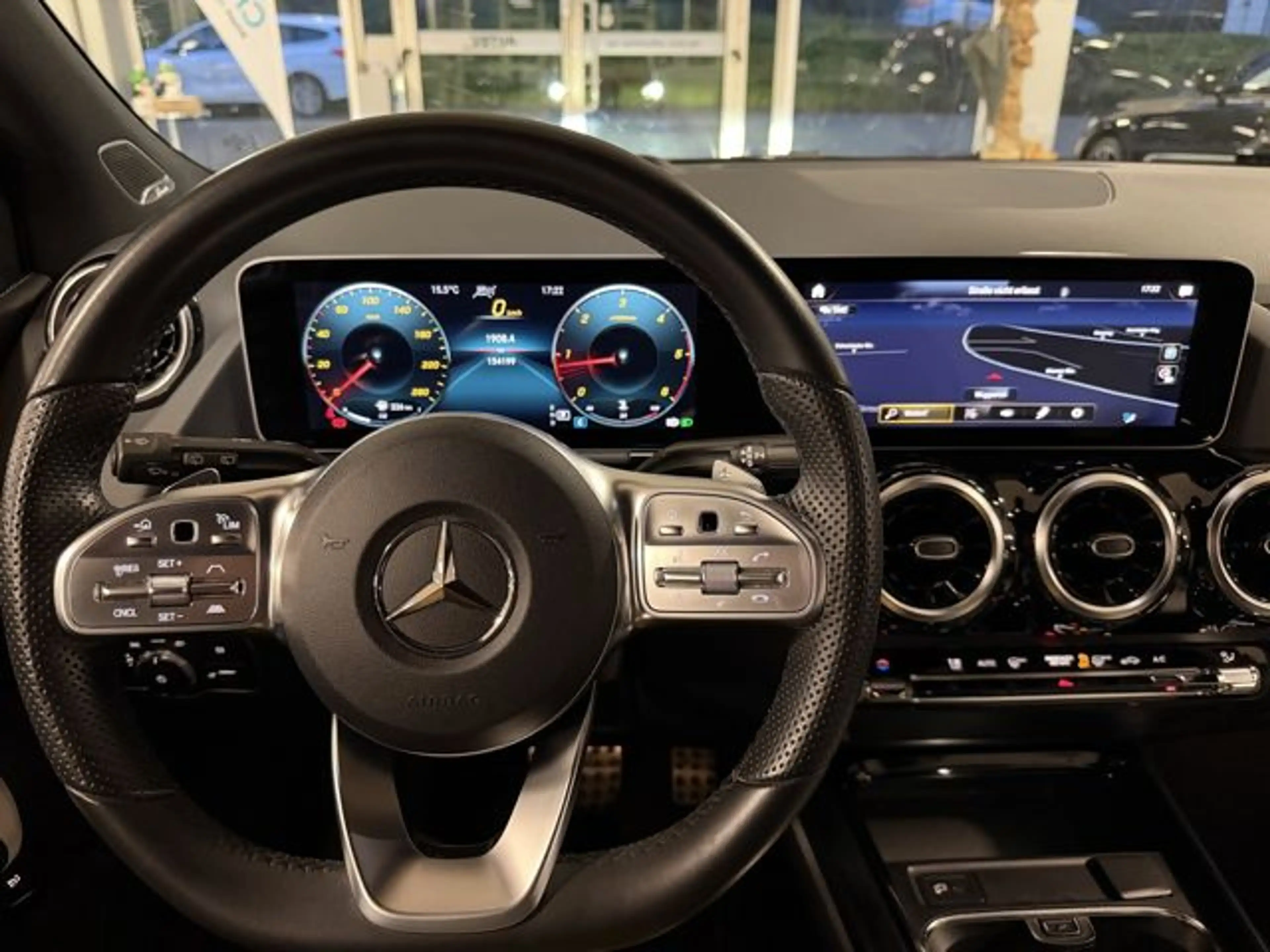 Mercedes-Benz B 220 d AMG +Multibeam+Wide+360°Cam+HEAD-UP — photo 7