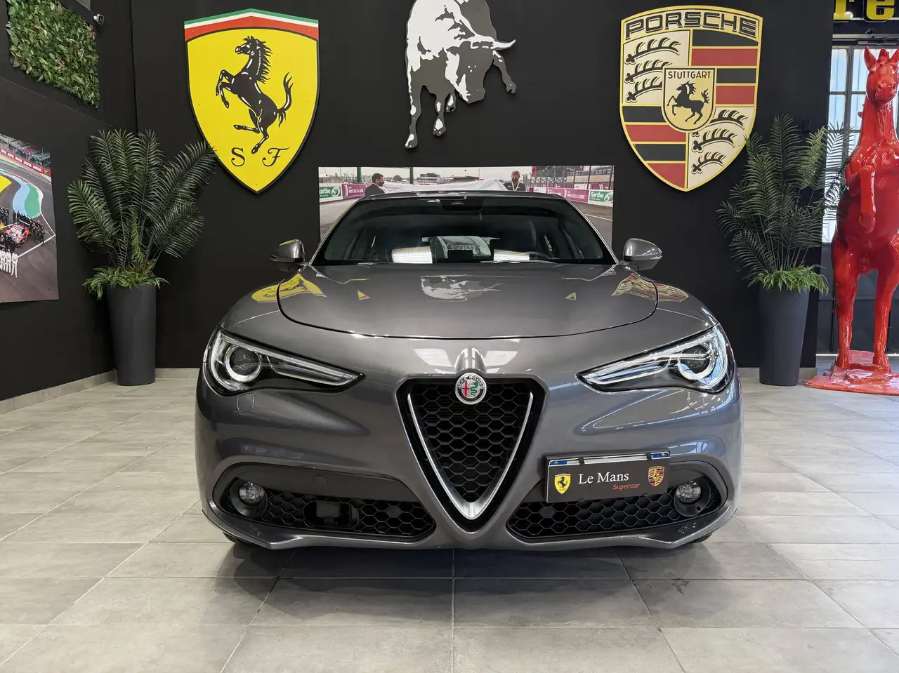Alfa Romeo Stelvio 2022
