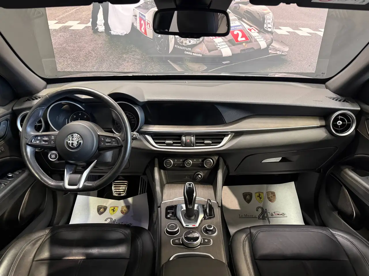 Alfa Romeo Stelvio 2022 — фото 12