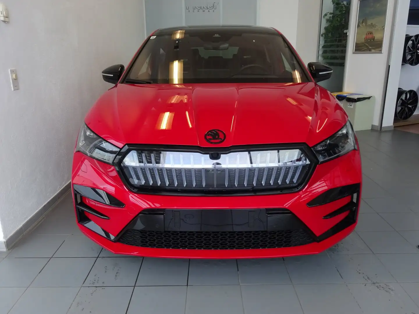 Skoda Enyaq Coupé RS Rot - 2
