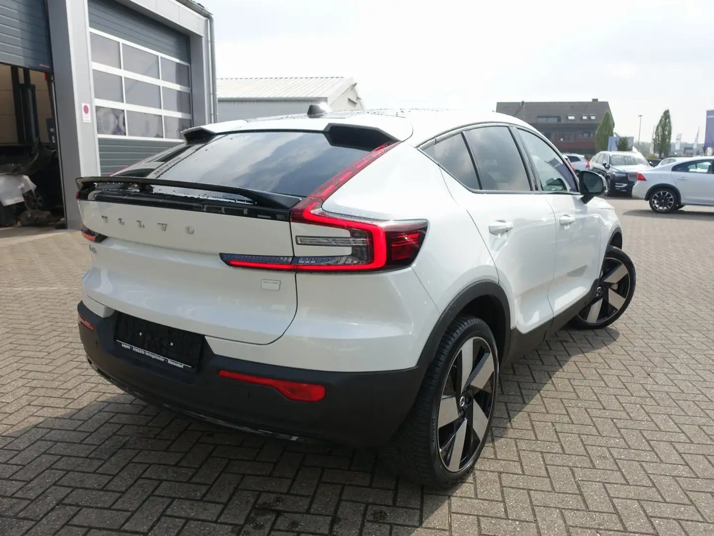 Volvo C40 Recharge Plus Single Extended Range/BLS/CAM Alb - 2