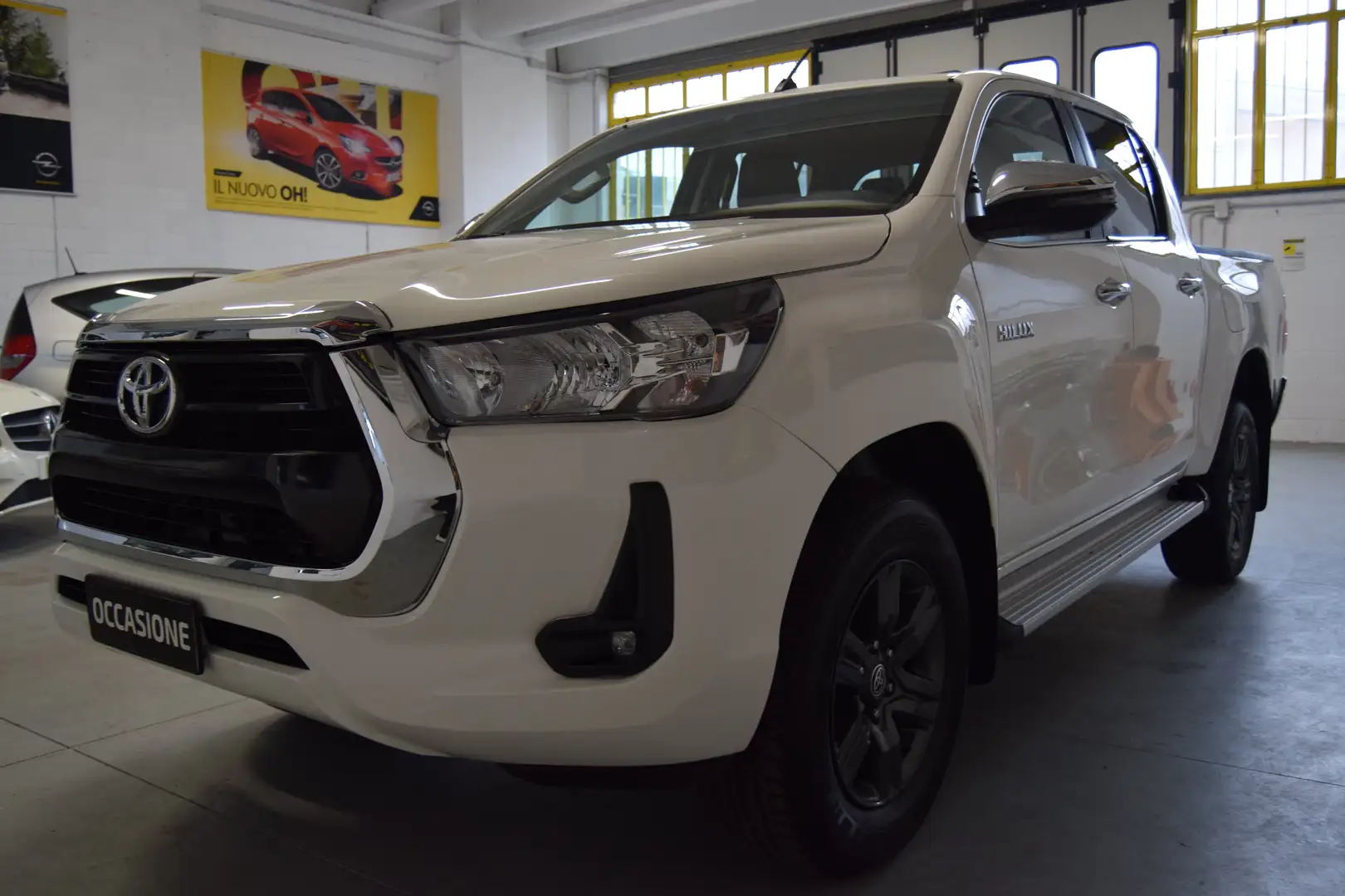 Toyota Hilux 2.4 D4D 4WD 4 porte Double Cabina prezzo finito Blanco - 1