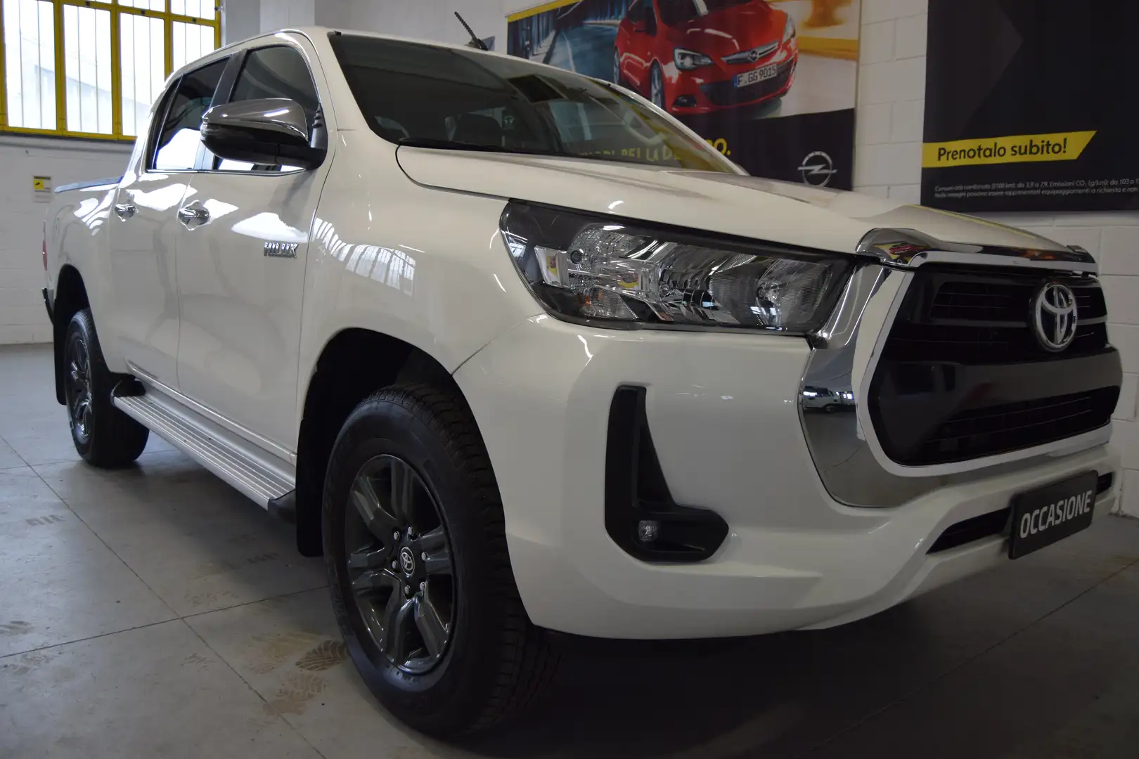 Toyota Hilux 2.4 D4D 4WD 4 porte Double Cabina prezzo finito Blanco - 2