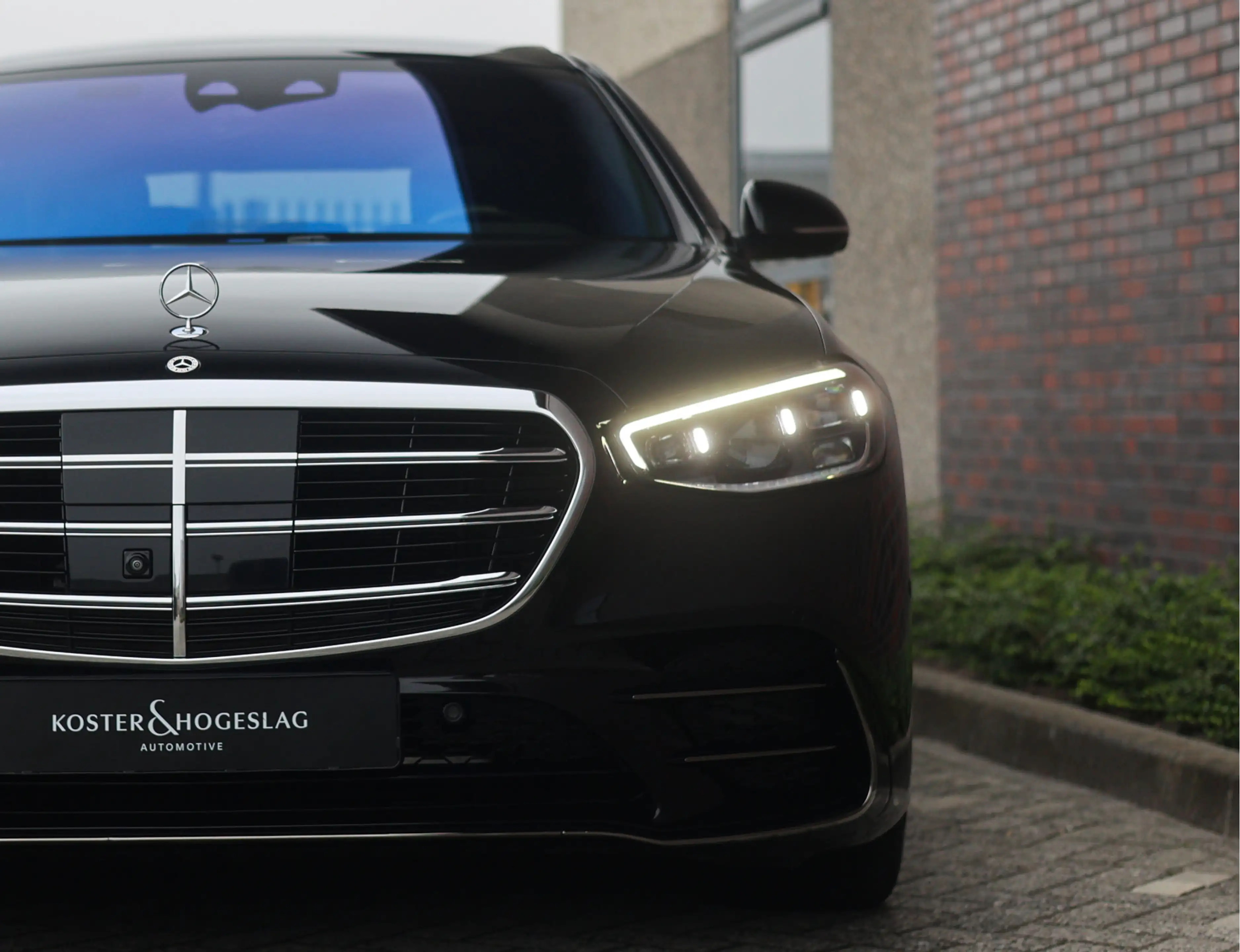 Mercedes-Benz S 580 e Lang AMG Line | Burmester - Exclusive Pack - HUD — photo 12