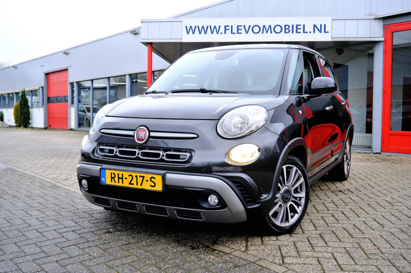 Fiat 500L 0.9 TwinAir Cross Navi|Clima|Cam|LMV Gris - 1