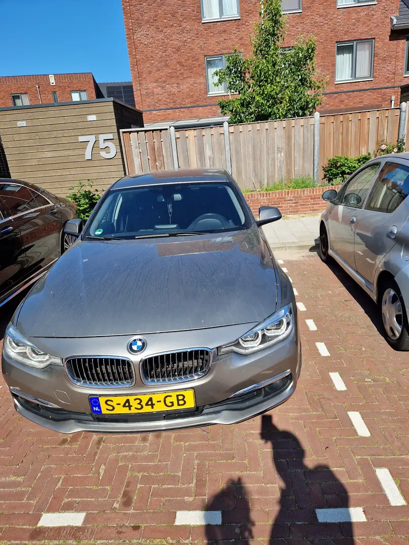 BMW 320 Cent.Hi.Ex. Silver - 1