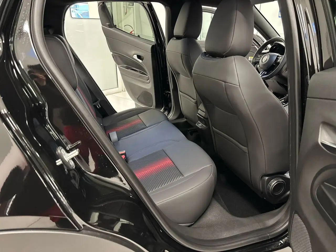 Alfa Romeo Junior - Junior 1.2 ibrida 145cv edct6, миниатюра 20