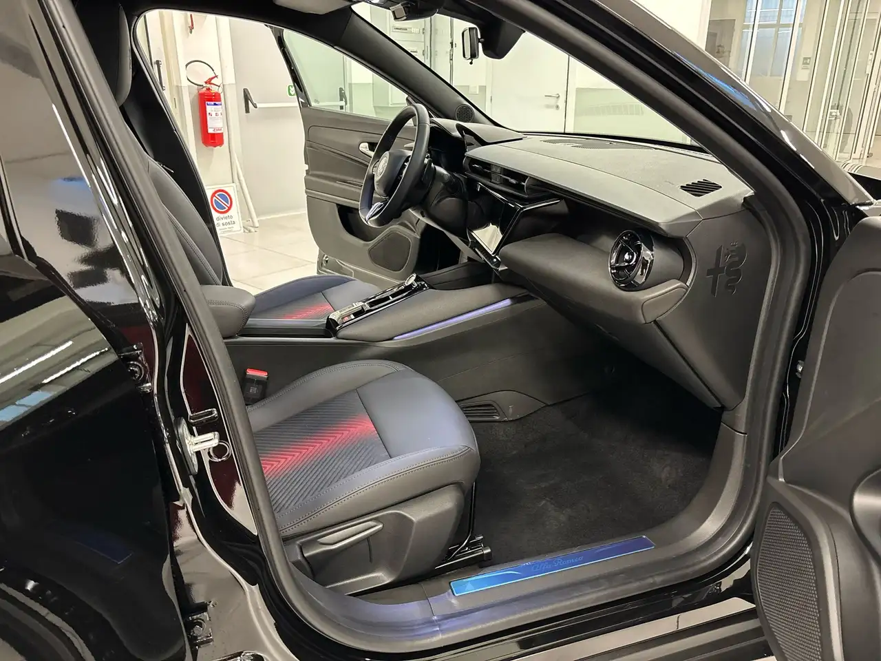 Alfa Romeo Junior - Junior 1.2 ibrida 145cv edct6, миниатюра 17