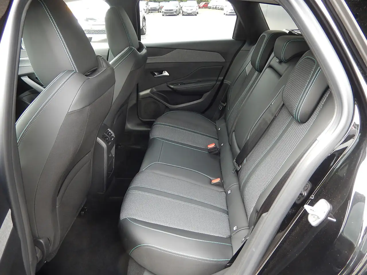 Peugeot 308 SW Hybrid 145 e-DSC6 Allure, миниатюра 12