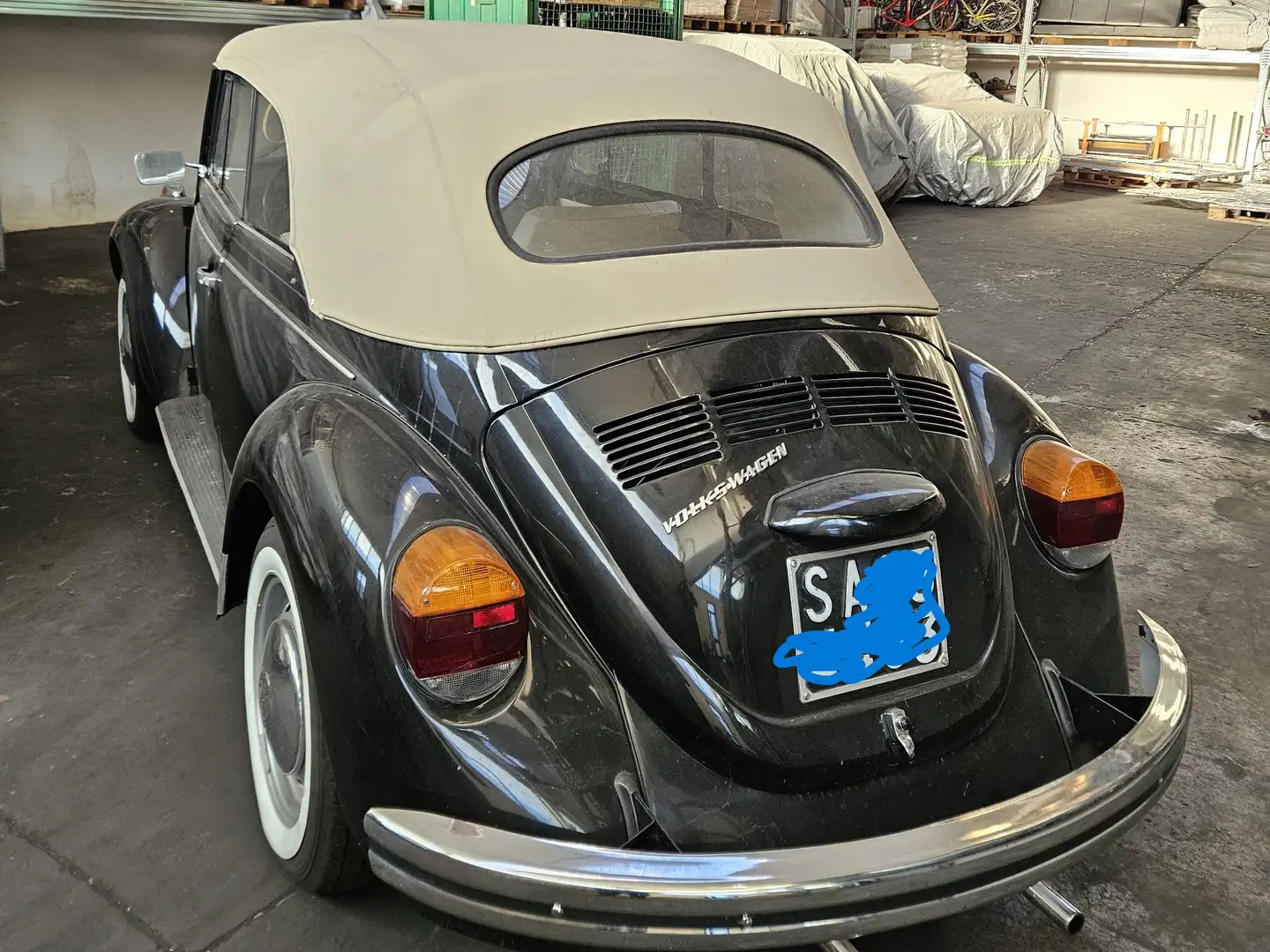 Volkswagen Maggiolino Cabriolet Schwarz - 1