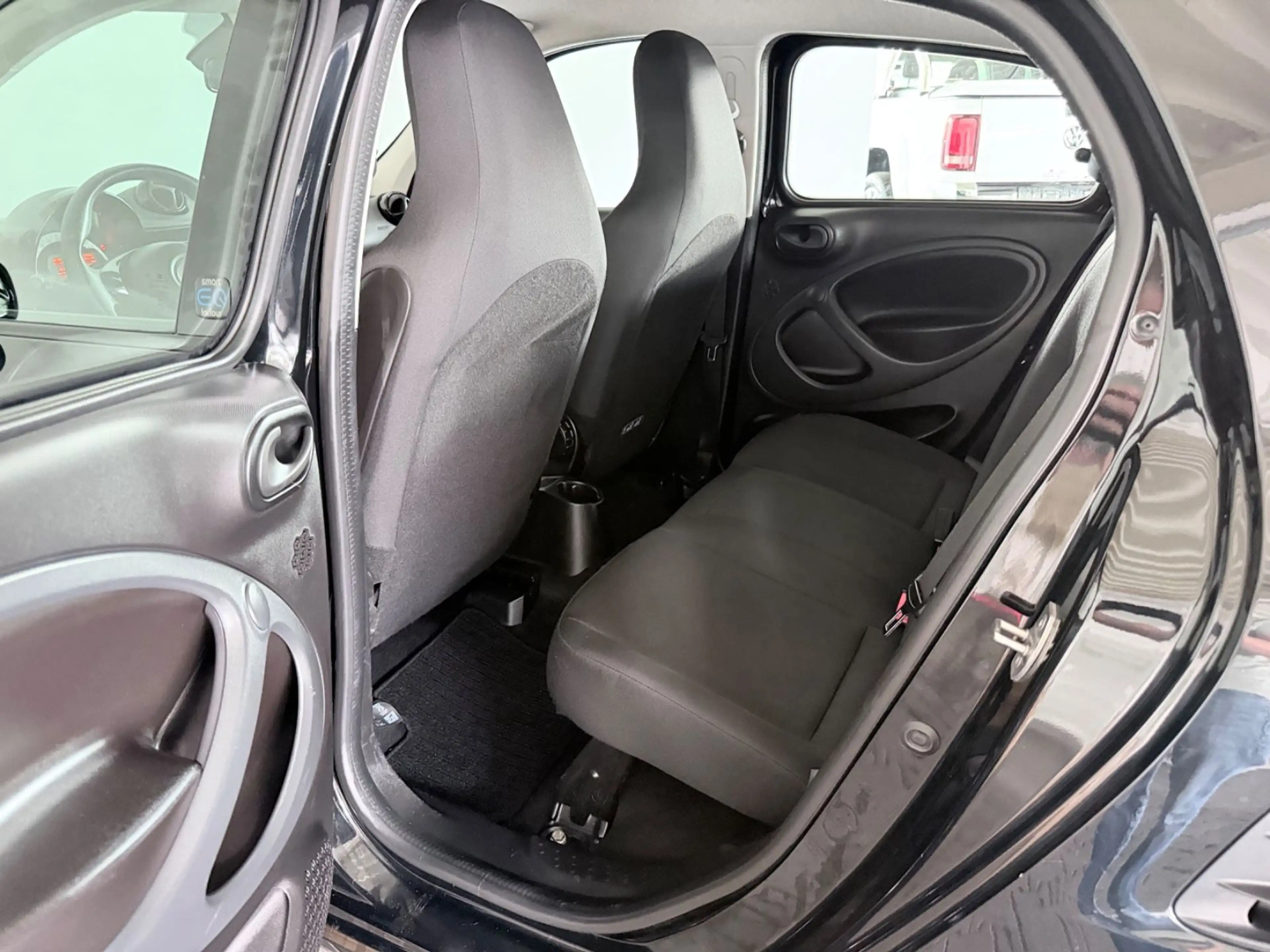 smart forFour forfour electric drive / EQ — photo 14