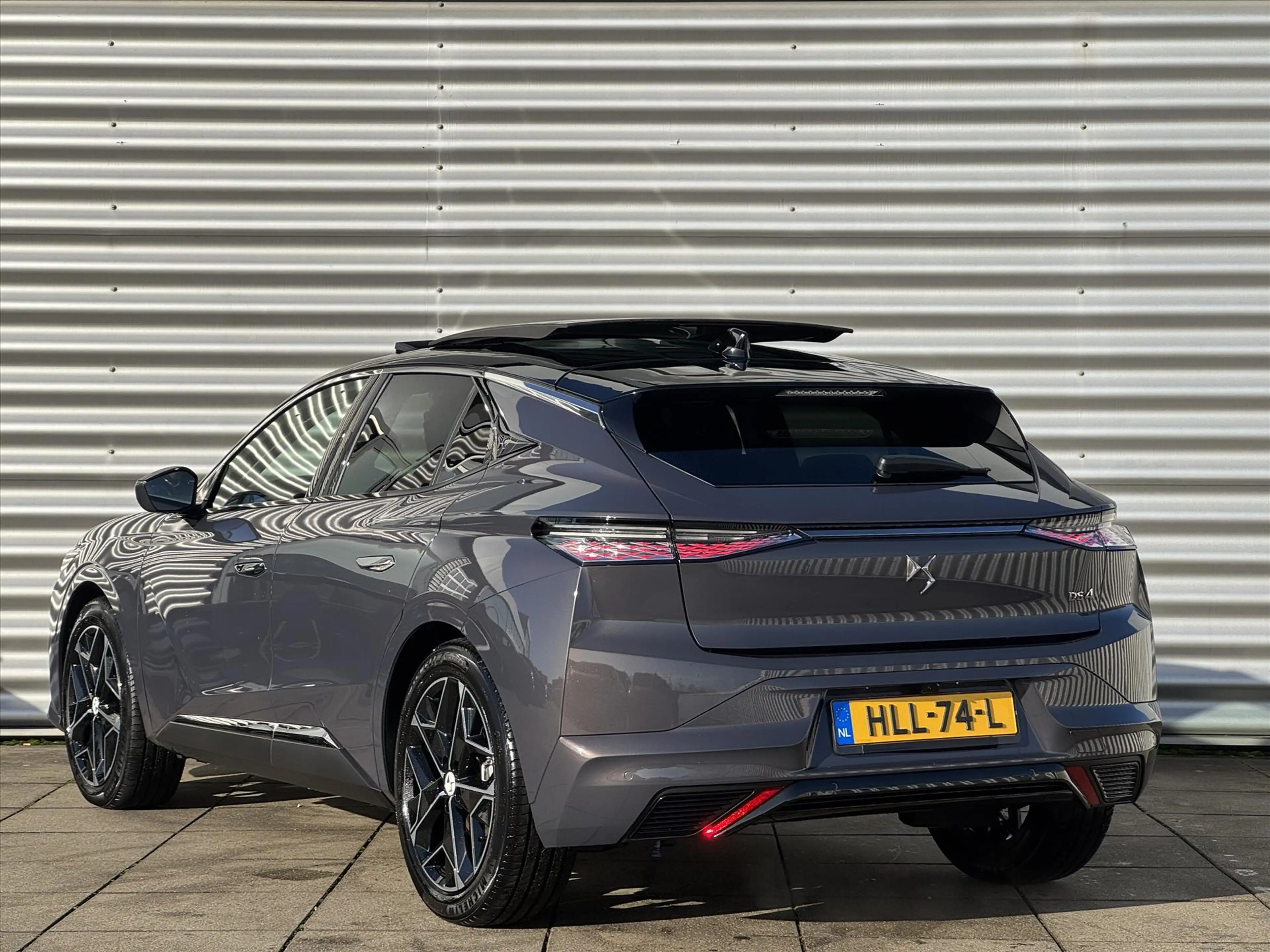 DS Automobiles DS 4 1.2 Hybrid 136pk e-DCS6 Pallas I Schuif-kantel dak — photo 8