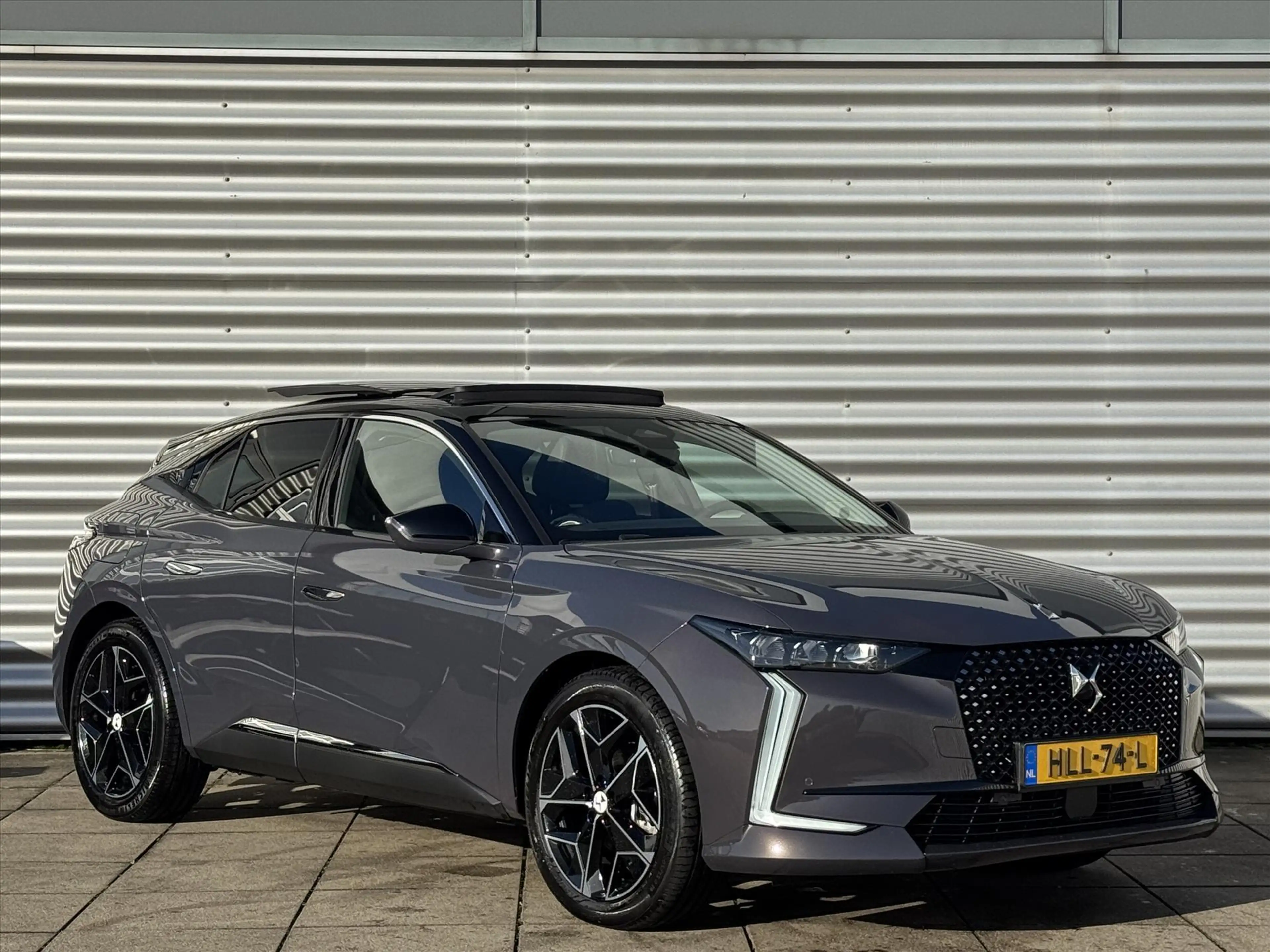 DS Automobiles DS 4 1.2 Hybrid 136pk e-DCS6 Pallas I Schuif-kantel dak — photo 2