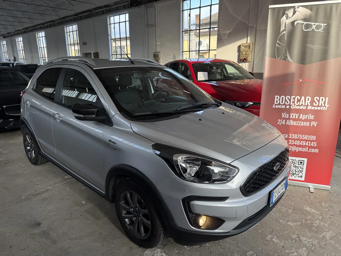 Ford Ka/Ka+ Ka + active 1.2 s&s 85cv UNICO PROPRIETARIO Silber - 1