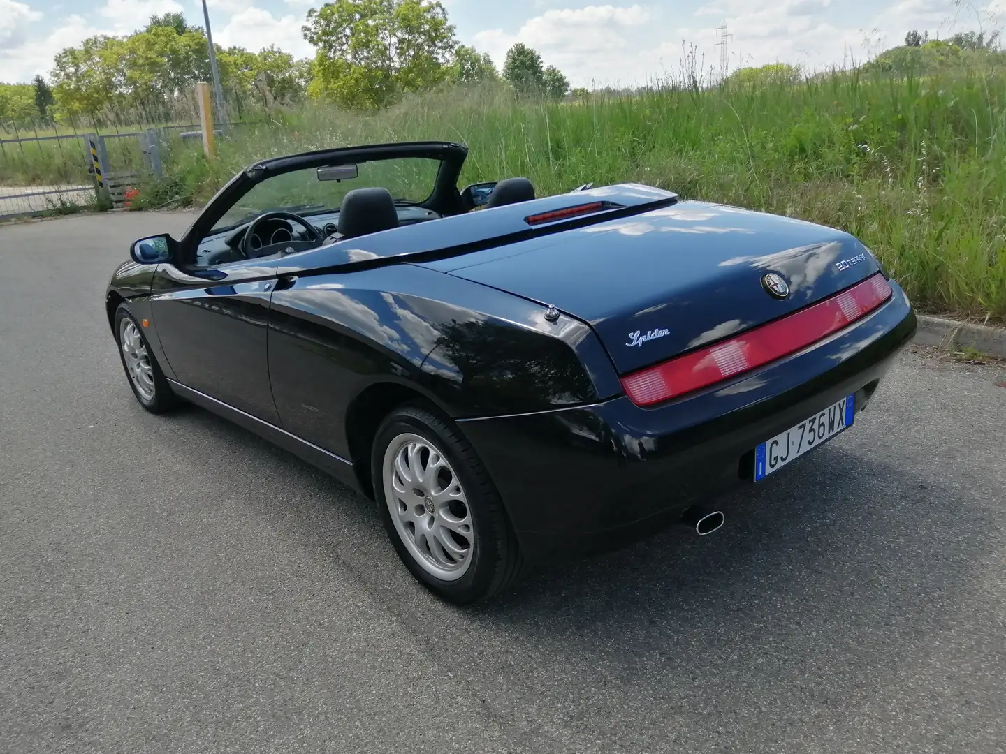 Alfa Romeo Spider Spider 2.0 Twin Spark 16v L ASI Noir - 2