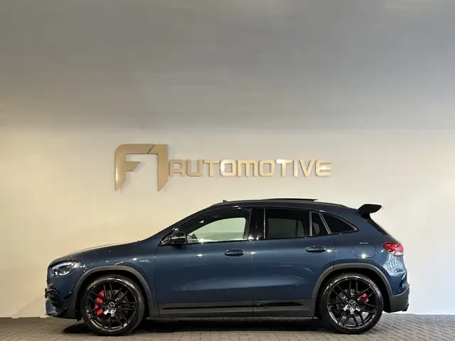 Mercedes-Benz GLA view 7