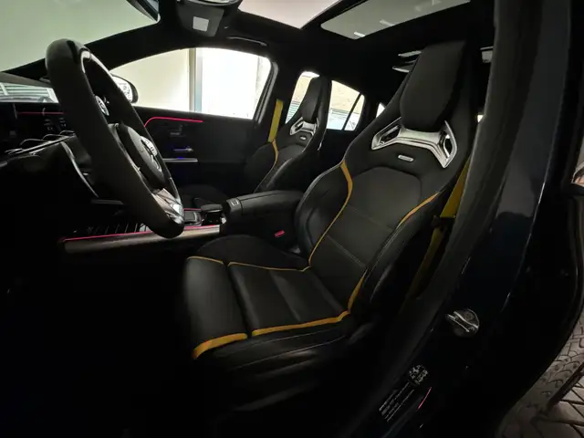 Mercedes-Benz GLA view 10