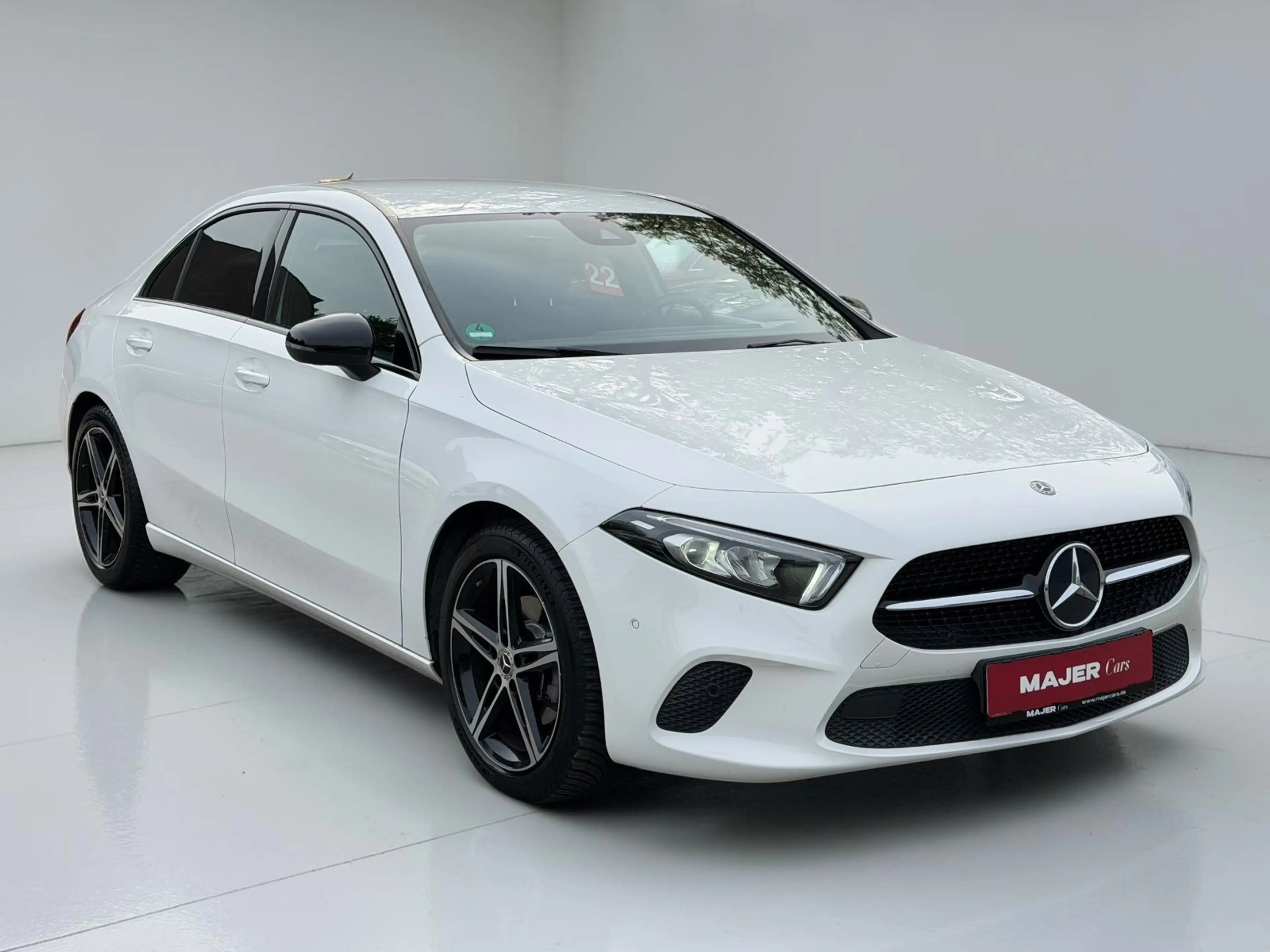 Mercedes-Benz A 200 Limousine*LED*AMBIENTE*TEMPOM*KLIMA*NIGHT* — photo 5