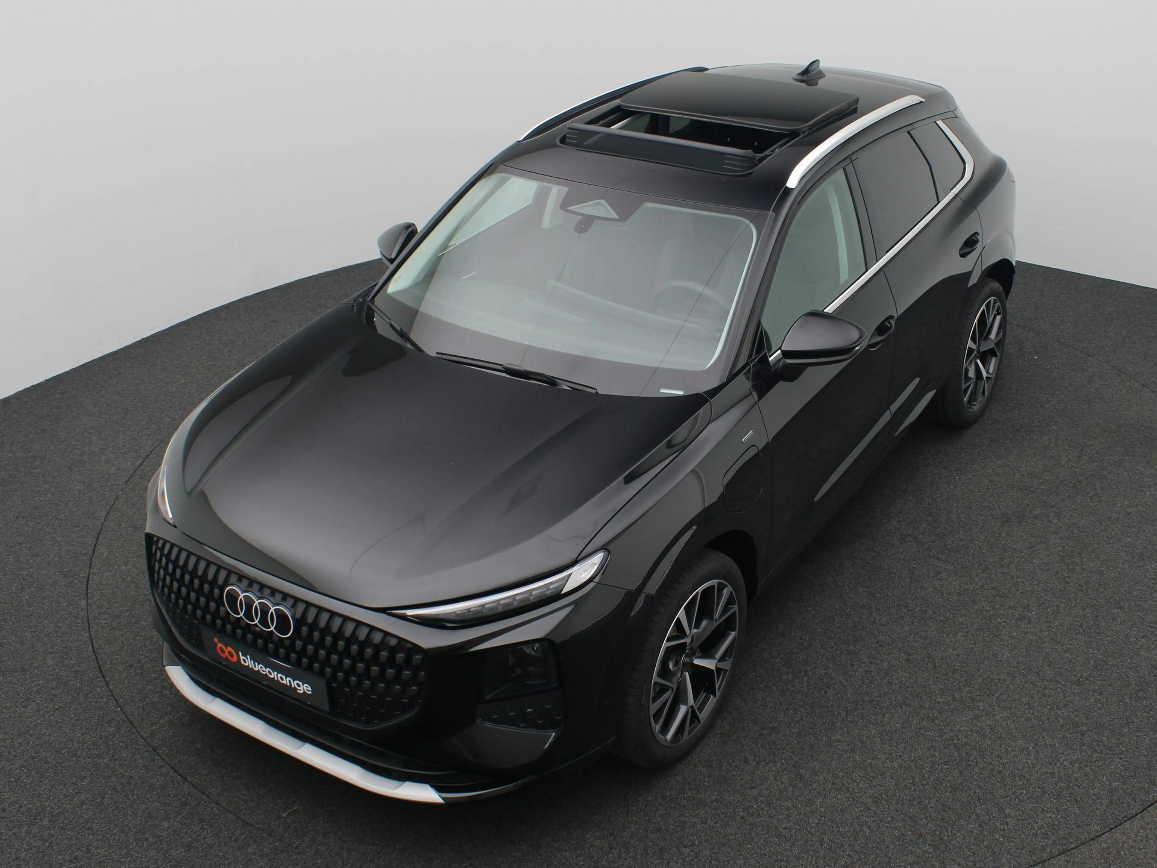 Audi Q3 1.5 e-hybrid Advanced edition 272PK S-Tronic Panor — photo 14