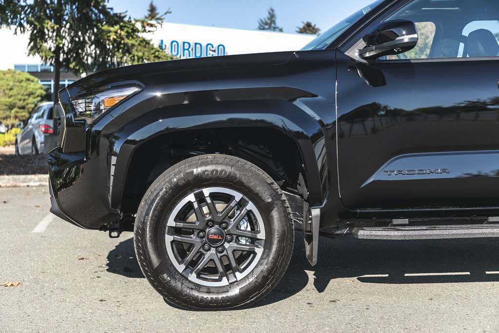 2026 Toyota Tacoma TRD Sport Premium One Owner No Accidents — снимка 1