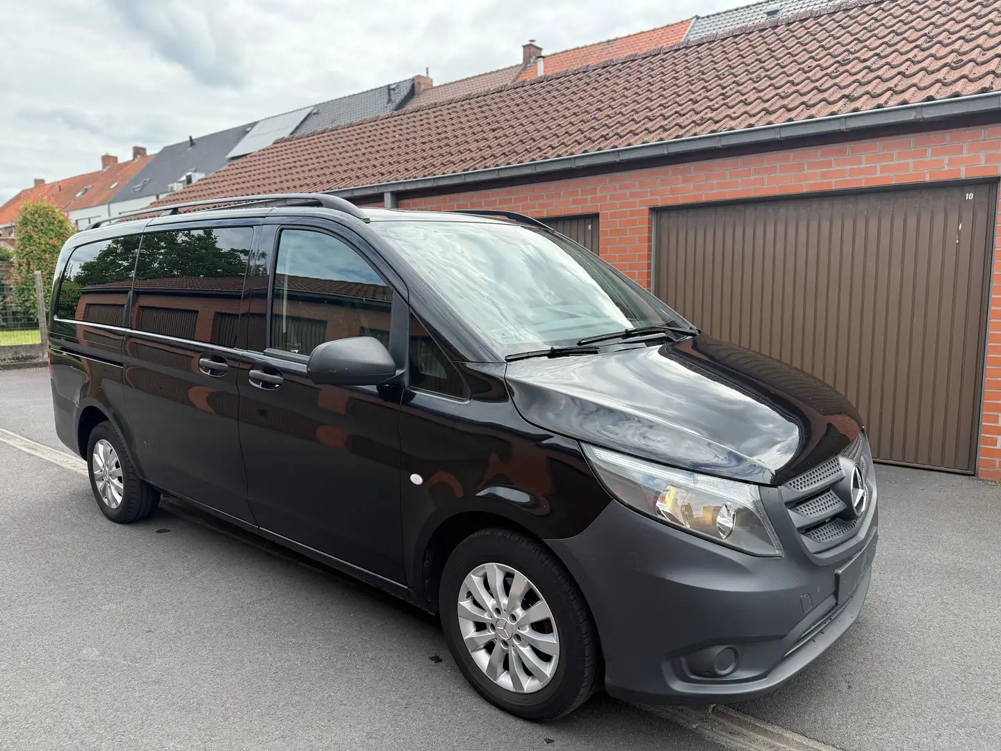 Mercedes-Benz Vito Vito 111 CDI (BlueTEC) Extralang Mixto (PKW) Noir - 2