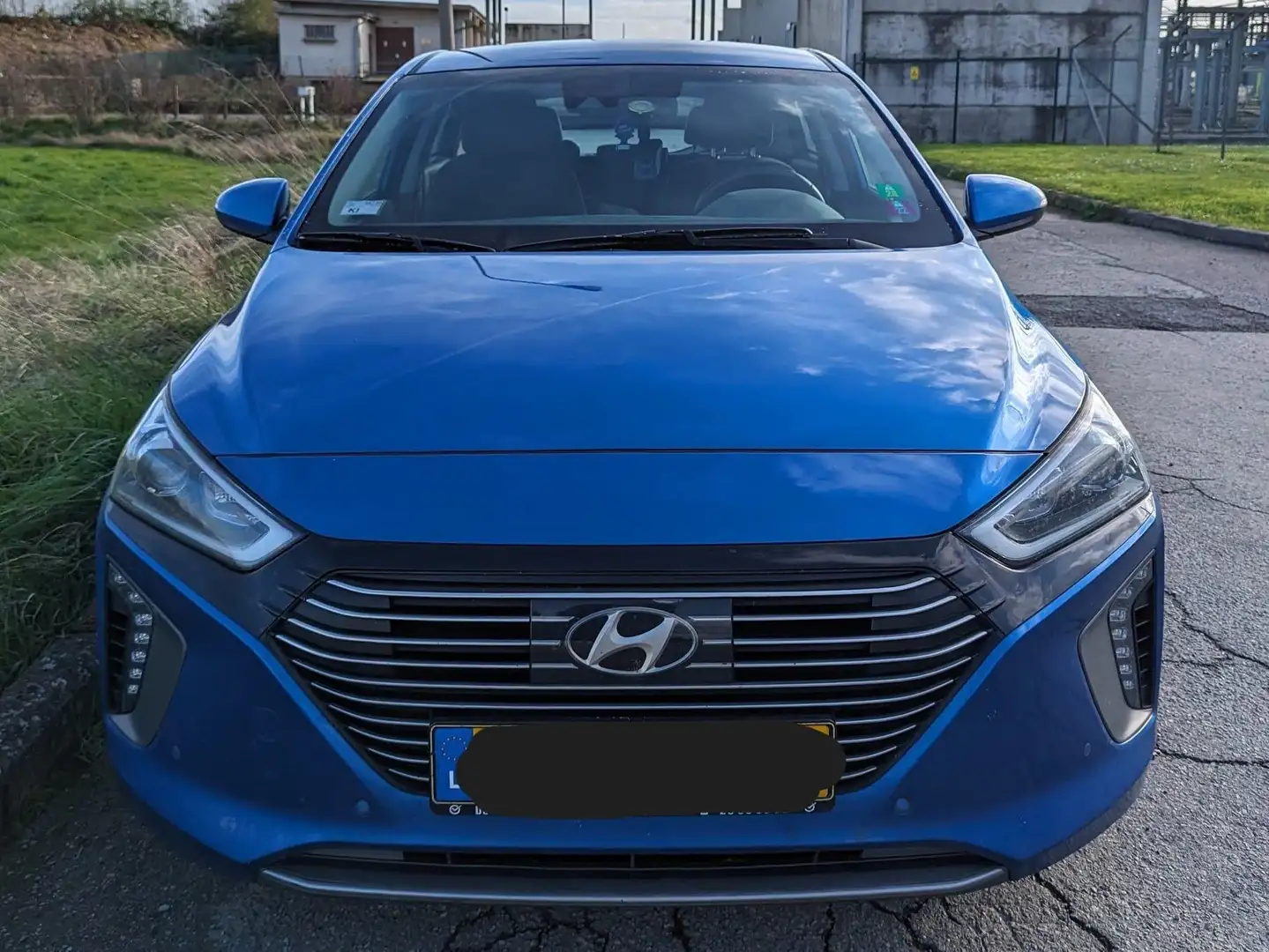 Hyundai IONIQ 1.6L 105cv HYBRID PREMIUM Bleu - 1