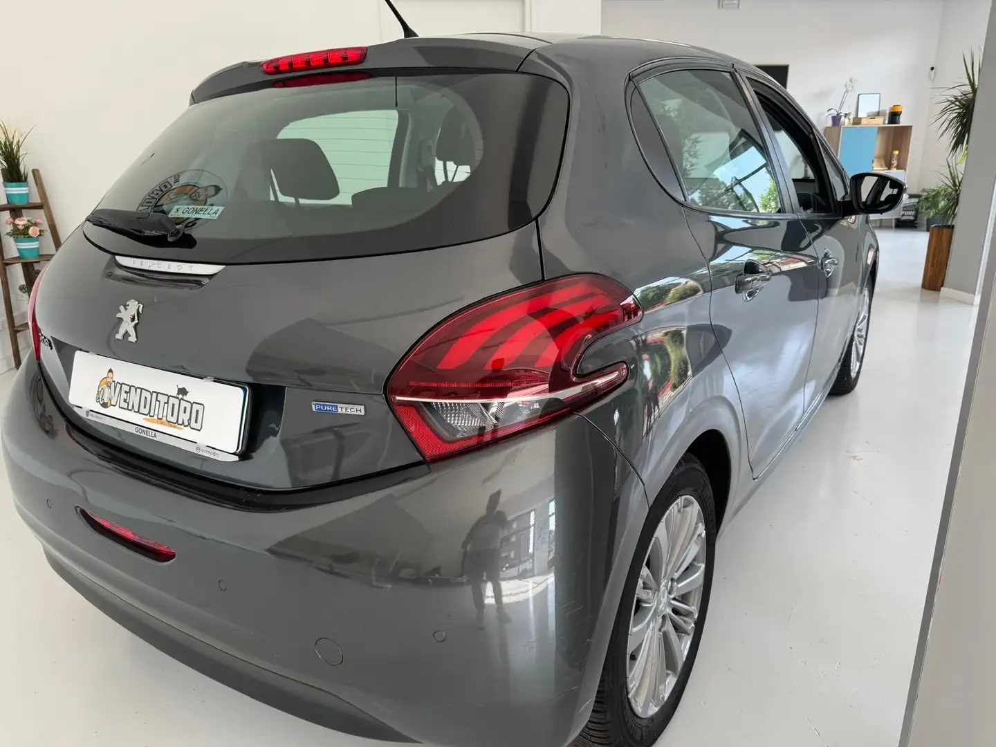 Peugeot 208 208 3p 1.2 puretech Allure 82cv Grau - 2