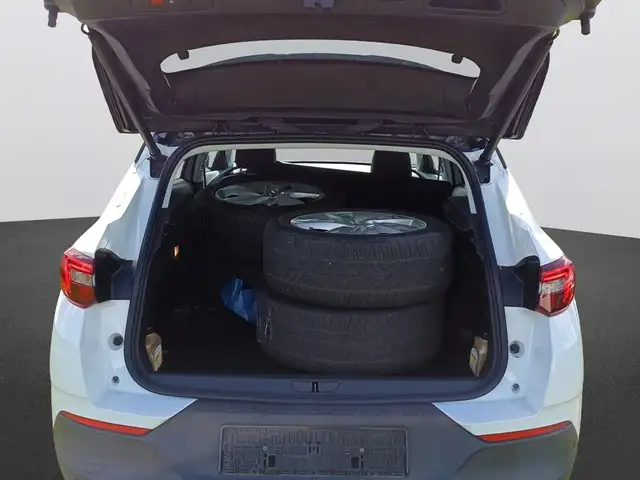 Opel Grandland view 7