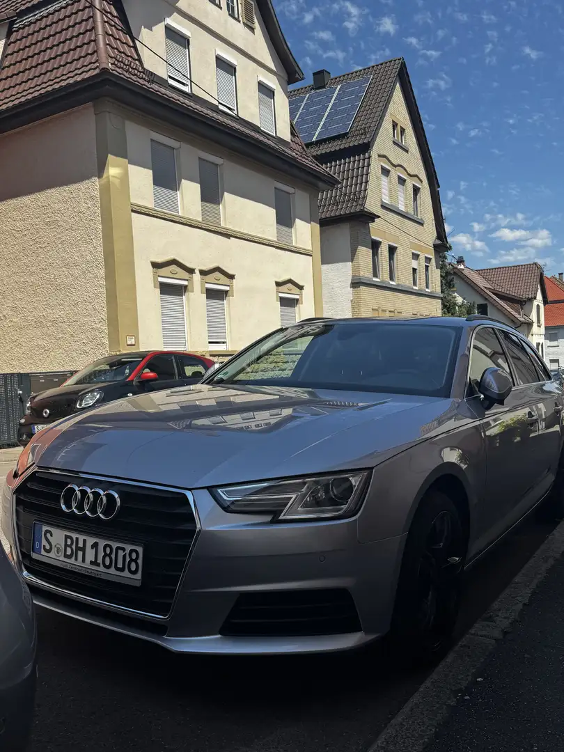 Audi A4 35 TDI S tronic design - 1