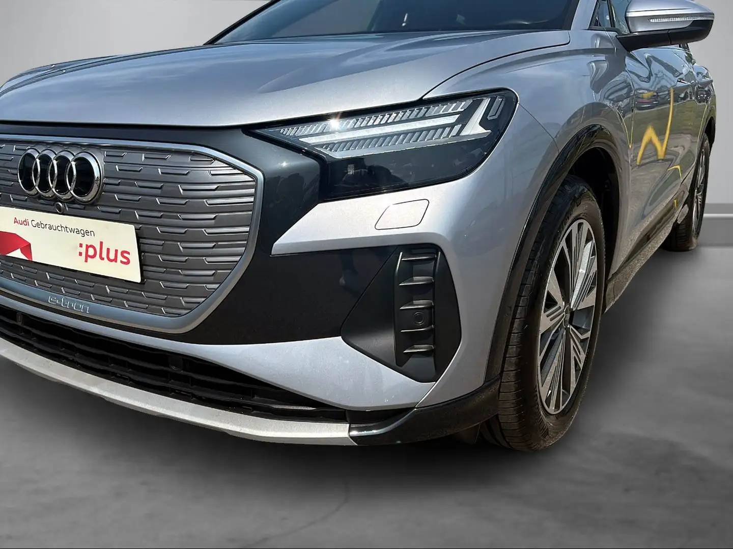 Audi Q4 e-tron Audi Q4 40 e-tron Silber - 2