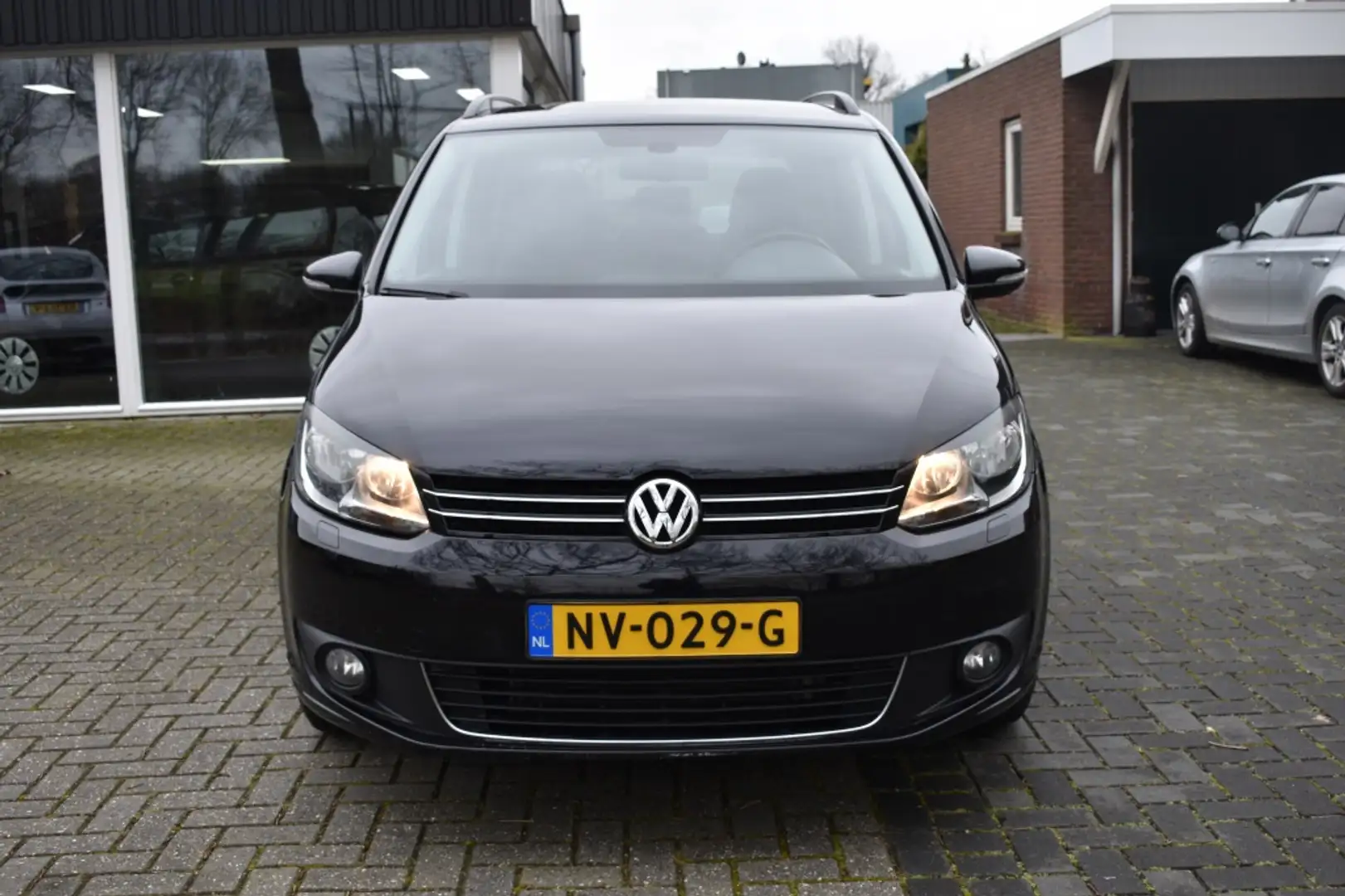 Volkswagen Touran 1.4 TSI Trendline CLIMA CRUISE PDC STOELVERWARMING Schwarz - 2