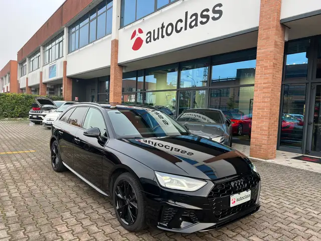 Audi A4 A4 2.0 tdi mhev S Line edition 136cv s-tronic
