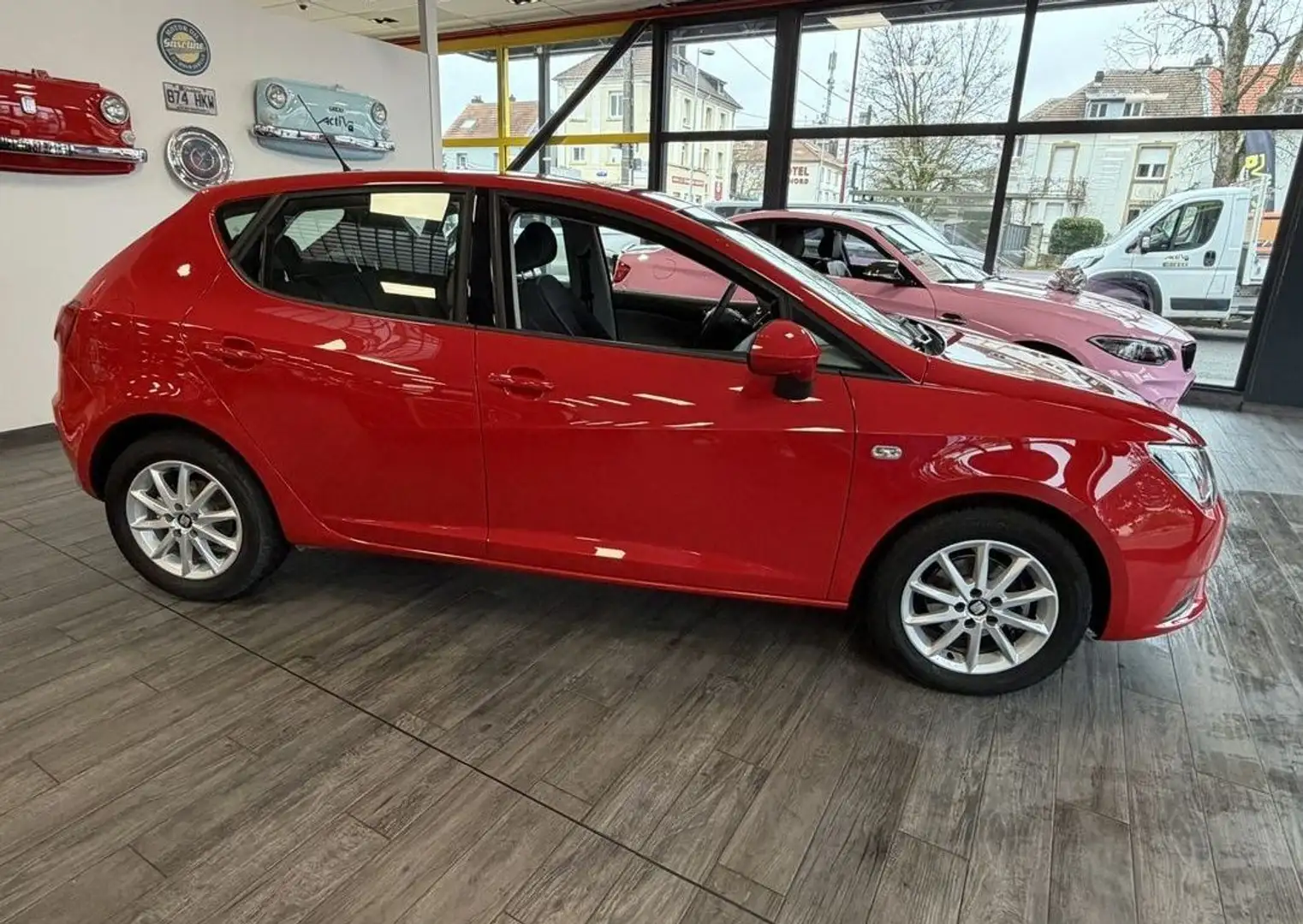 SEAT Ibiza 90 Ch 25 102 Km Rouge - 2