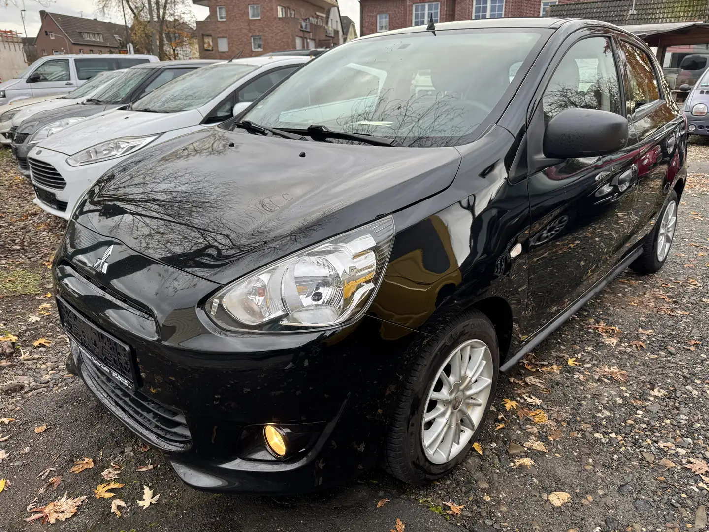 Mitsubishi Space Star Light Tüv Neu 4 Türer Sport Schwarz - 1