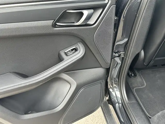 Porsche Macan nur 49.500km, Ö-Auto, AHK, Leder, LED, Panorama... Ansicht 13