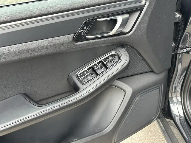 Porsche Macan nur 49.500km, Ö-Auto, AHK, Leder, LED, Panorama... Ansicht 28