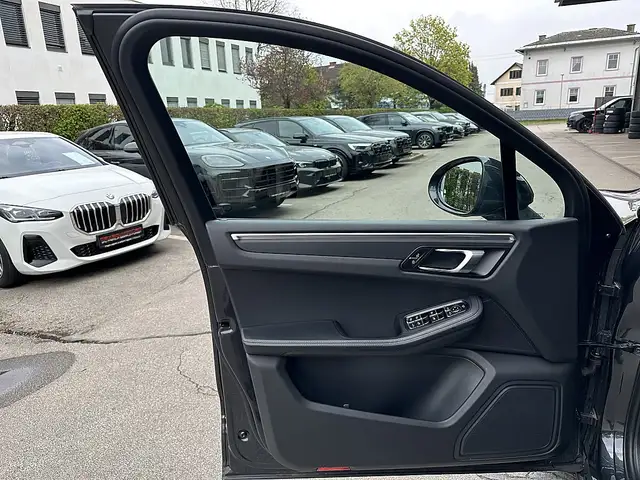 Porsche Macan nur 49.500km, Ö-Auto, AHK, Leder, LED, Panorama... Ansicht 27